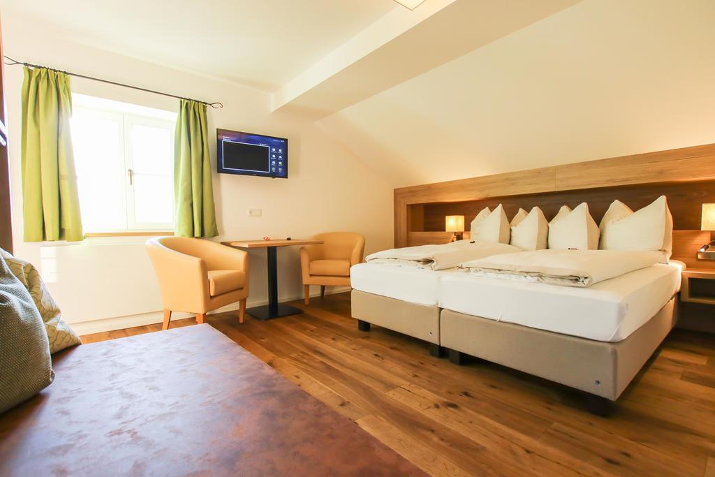 Hotel - Wirts'Haus "Zum Schweizer" Lofer Εξωτερικό φωτογραφία